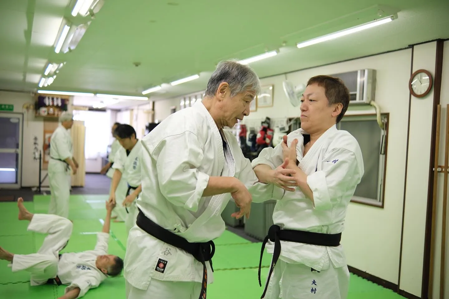 天庸流柔術の魅力を体験してみませんか？木鶏塾では、初心者の方...