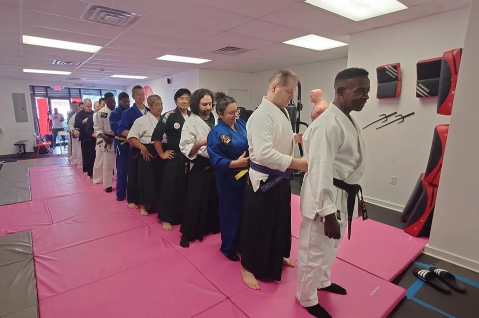 友好団体である泰山流柔術ニュージャージー大会に、天庸流柔術東...