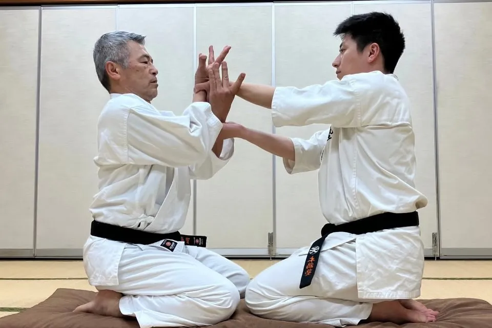 今週は東京支部の吉山さんが急遽大阪出張、大阪総本部木鶏塾の稽...