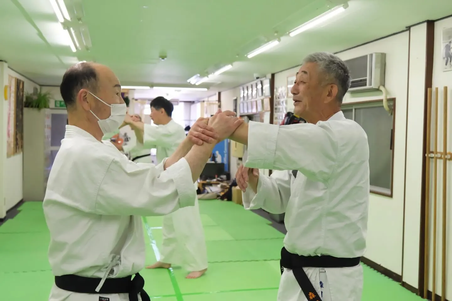 今週は東京支部の吉山さんが急遽大阪出張、大阪総本部木鶏塾の稽...