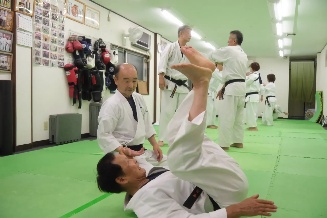 技は掛けるだけではなく、受けが大事です。